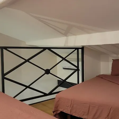 度假居 De House *