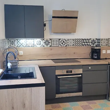 De House 佩里阿克海